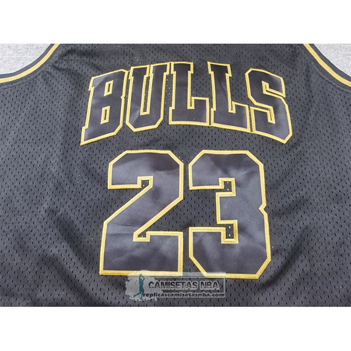 Camiseta Chicago Bulls Michael Jordan NO 23 Mitchell & Ness 1997-98 Oro Negro